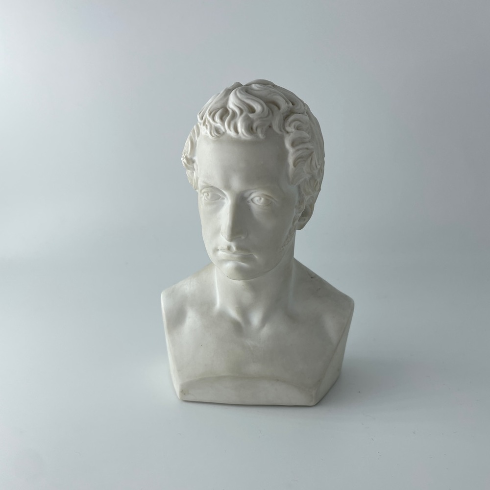 Small plaster bust- academia style